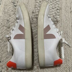 Veja Sneakers